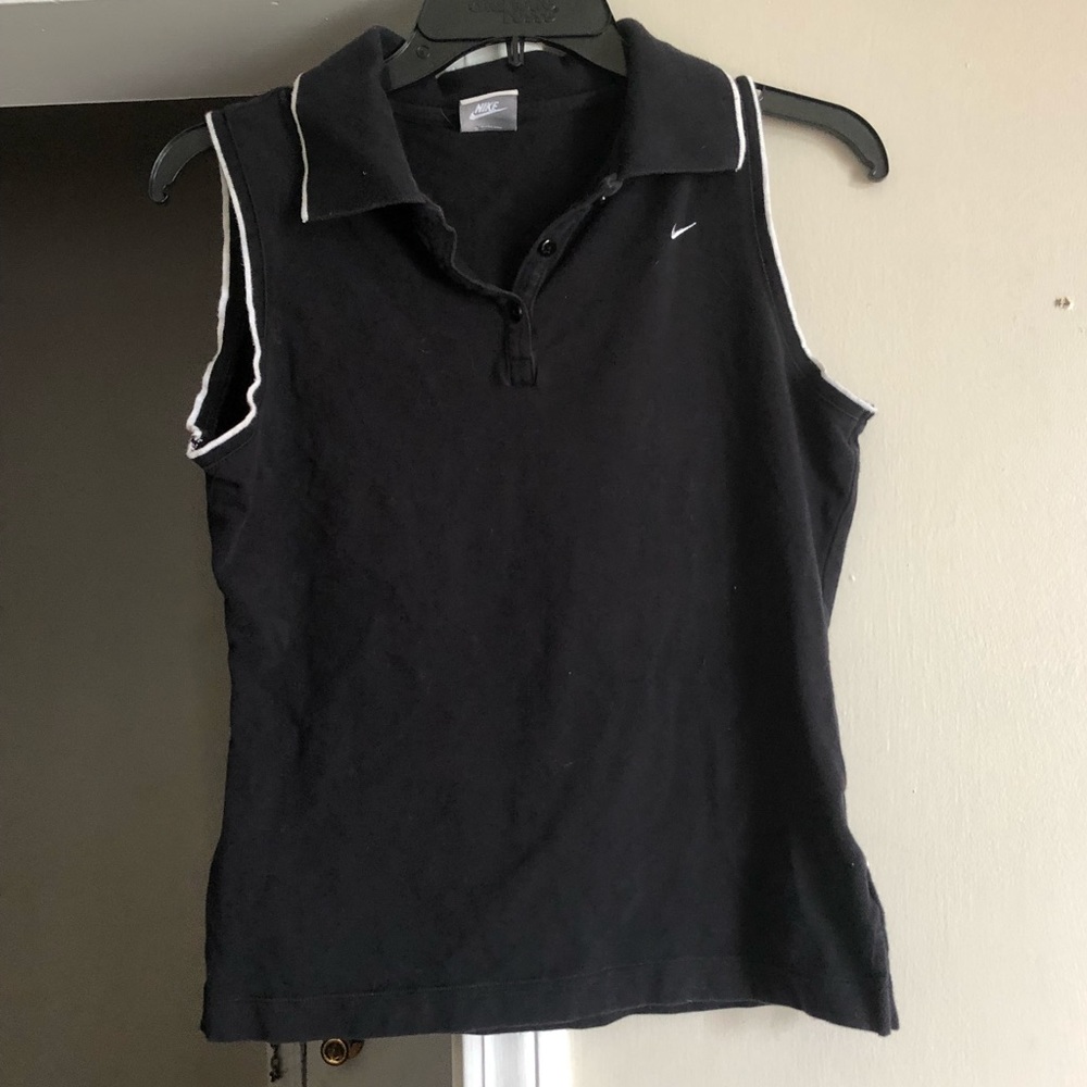 Nike black & white athletic tank